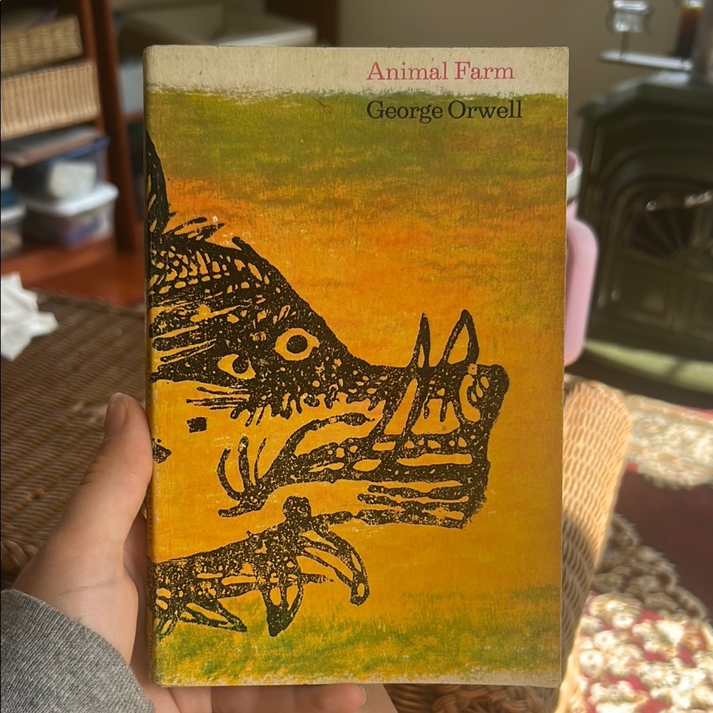 Animal Farm by George Orwell - Yellow Cover Edition